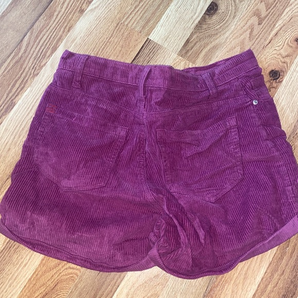 urban outfitters purple cordoroy mid waist shorts - Picture 3 of 3